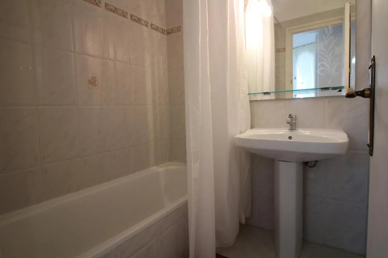 Apart-Rent Casa Creus 8A Villa Empuriabrava Spain